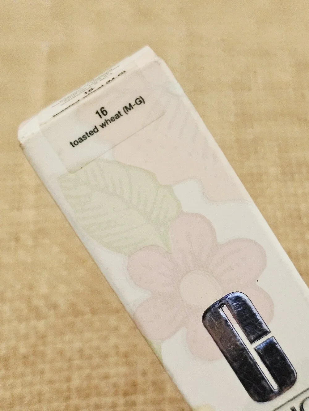 NEW Clinique's Beyond Perfecting Foundation + Concealer 16 Toasted Walnut (M-G)